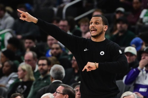 配资app官网 马祖拉：系列赛有其生命力需互相施压 你不能带着预期进入比赛